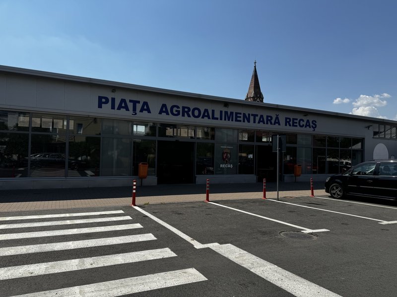 Piata agroalimentara Recas