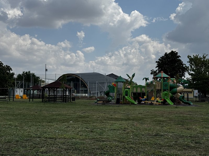 Sanandrei - loc de joaca pentru copii